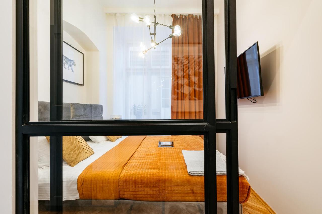 Crystal House - Loftaffair Collection Apartment Krakow Bagian luar foto