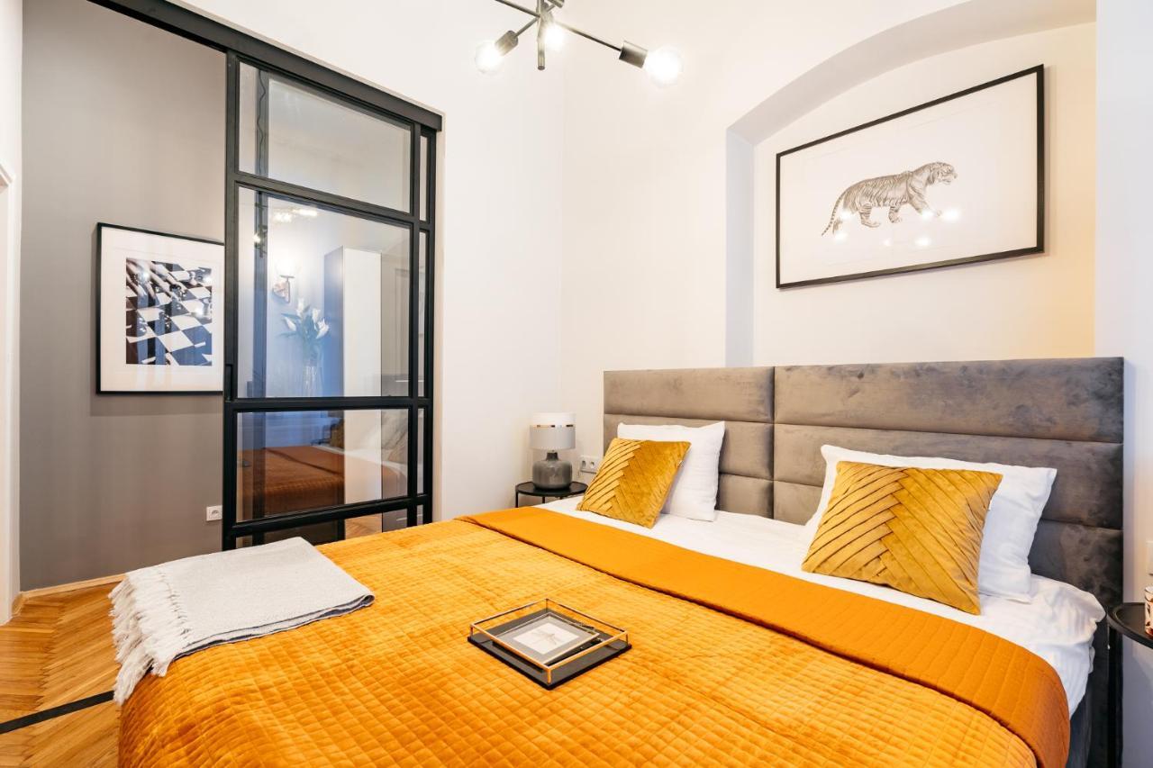 Crystal House - Loftaffair Collection Apartment Krakow Bagian luar foto